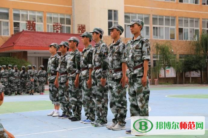馬爾康民族師范學(xué)校2023年報名條件、招生要求、招生對象 