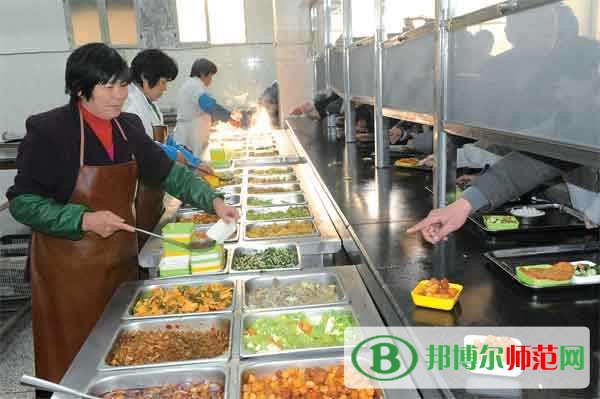 鶴崗師范高等?？茖W(xué)校食堂