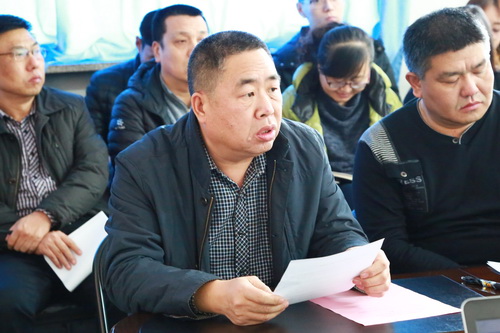 綜合辦公室主任梁東生宣讀考核匯報會的總體要求、注意事項及匯報順序