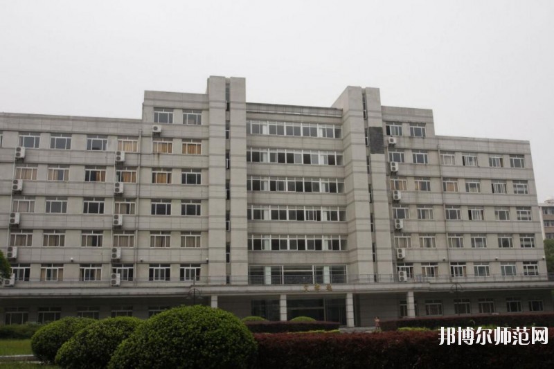 中南財經(jīng)政法師范大學首義校區(qū)招生辦聯(lián)系電話