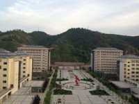 延安職業(yè)技術(shù)師范學院2023年學費、收費多少