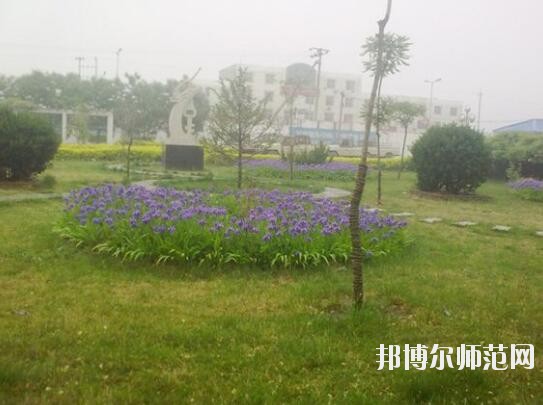 泊頭職教幼兒師范中心2018年報(bào)名條件、招生對象