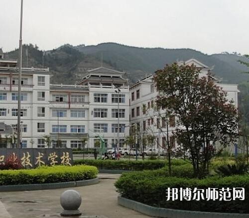 黎平中等幼兒師范職業(yè)技術(shù)學(xué)校2023年報(bào)名條件、招生要求、招生對象