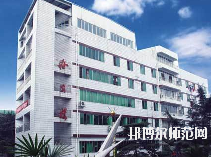 成都實(shí)驗(yàn)商貿(mào)幼兒師范管理學(xué)校怎么樣、好不好