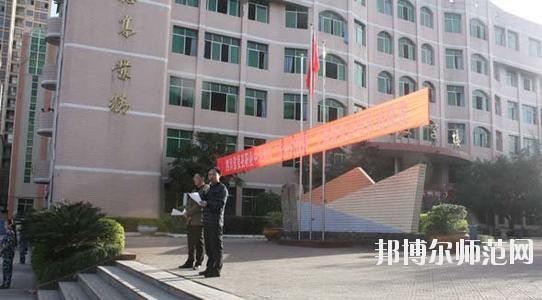 四川渠縣職業(yè)幼兒師范中專學校2020年報名條件、招生要求、招生對象