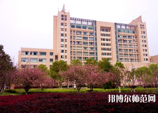 江西哪個(gè)大專(zhuān)學(xué)校的幼師學(xué)校好