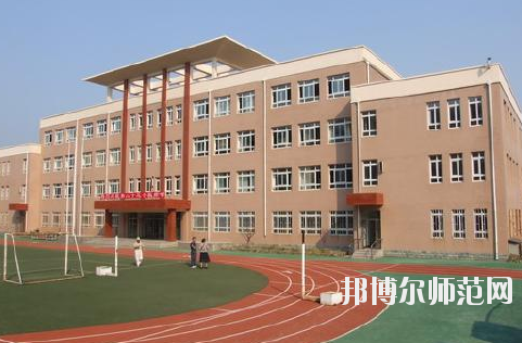 江西2020年幼師學校中專升大?？际裁? width=