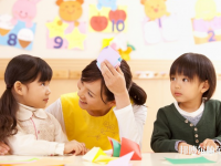 南昌2020年中專幼師學(xué)?？梢钥即髮? /><b>南昌2020年中專幼師學(xué)?？梢钥即髮?/b><span>2020-03-23 15:01</span><p>南昌2020年中專幼師學(xué)校可以考大專嗎?對于中專幼師學(xué)校怎么考大專這個問題，相信選擇幼師專業(yè)的小伙伴們都是想拿到一個更高的文</p></a></li>
            <li><a href=