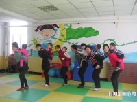 黃石2020年幼師學(xué)校中專升大?？际裁? /><b>黃石2020年幼師學(xué)校中專升大專考什么</b><span>2020-03-24 15:30</span><p>黃石2020年幼師學(xué)校中專升大?？际裁?現(xiàn)在這個(gè)發(fā)展這么迅速的社會(huì)，步入社會(huì)都是需要學(xué)歷的，你學(xué)歷高低取決于你的工作崗位，薪</p></a></li>
            <li><a href=