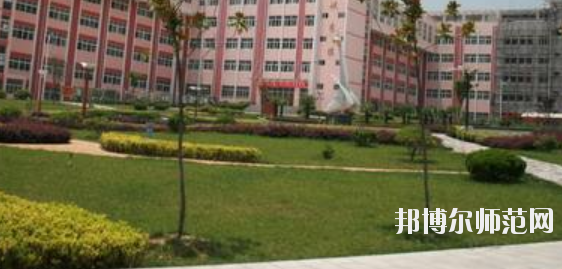 桐城師范高等專(zhuān)科學(xué)校怎么樣、好不好