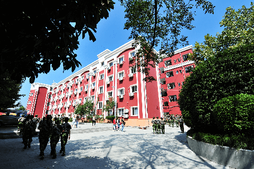重慶幼兒師范高等專科學(xué)校沙河校區(qū)怎么樣、好不好