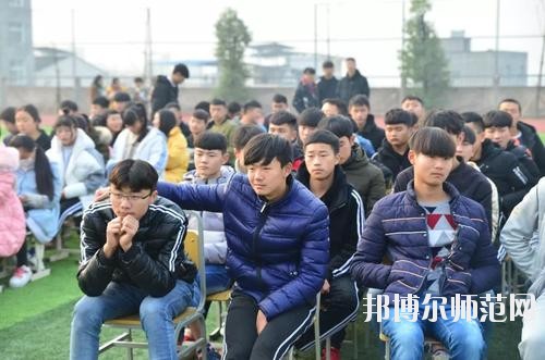 眉山2021年女生上幼師學(xué)校學(xué)什么專(zhuān)業(yè)好