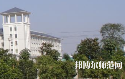 信陽(yáng)職業(yè)技術(shù)師范學(xué)院2023年有哪些專(zhuān)業(yè)