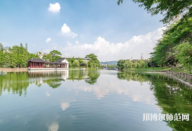 廣東外語外貿(mào)師范大學(xué)南國(guó)商學(xué)院2023年報(bào)名條件、招生要求、招生對(duì)象