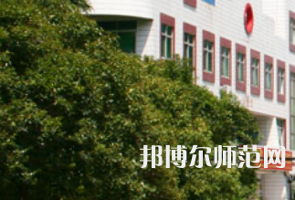 信陽(yáng)師范學(xué)院2023年招生辦聯(lián)系電話(huà)