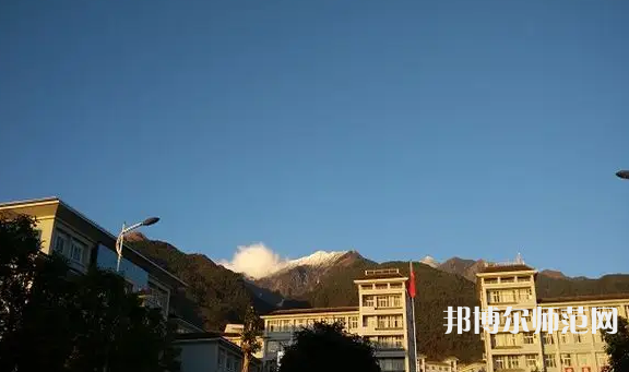大理州幼師財貿(mào)學(xué)校2023年招生計劃