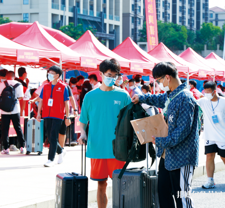 青島科技師范大學(xué)嶗山校區(qū)2023年報(bào)名條件、招生要求、招生對(duì)象 