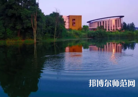 重慶師范大學涉外商貿學院銅梁校區(qū)2023年招生計劃