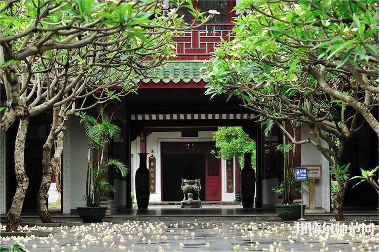瓊臺(tái)師范學(xué)院2023年怎么樣、好不好 