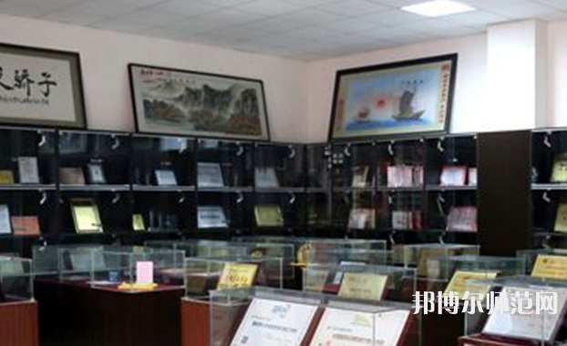 西北大學(xué)現(xiàn)代師范學(xué)院2023年報名條件、招生要求、招生對象 