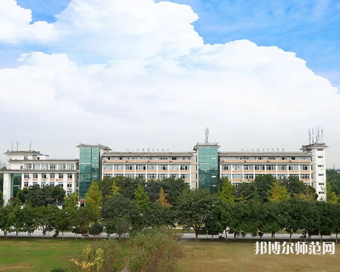 四川愛華幼兒師范學(xué)院2023年怎么樣、好不好