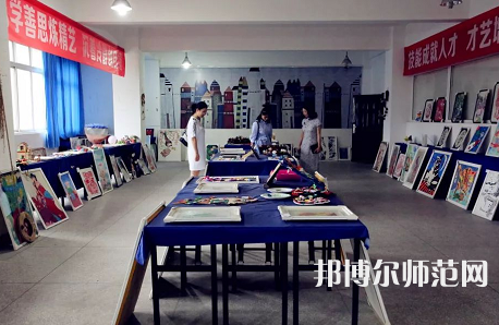 雅安幼師職業(yè)高級(jí)中學(xué)2023年怎么樣、好不好