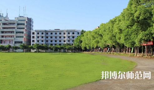 達(dá)州職業(yè)技術(shù)師范學(xué)院老校區(qū)2023年招生錄取分?jǐn)?shù)線(xiàn)