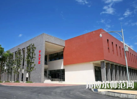 雅安職業(yè)技術(shù)師范學(xué)院2023年報(bào)名條件、招生要求、招生對(duì)象