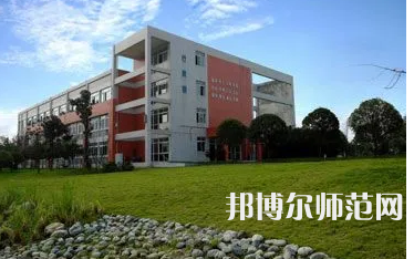 2023年成都中山職業(yè)技術(shù)幼兒師范學(xué)校報名條件、招生對象