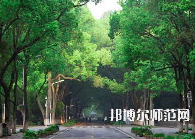 2023年華中師范大學(xué)報(bào)名條件、招生對(duì)象