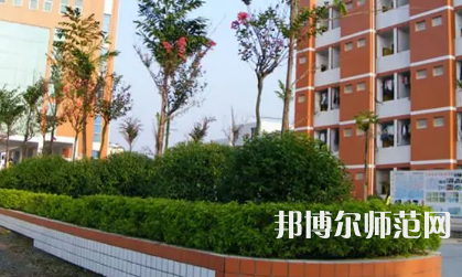 2023年瀘州電子機(jī)械幼師學(xué)校報名條件、招生對象
