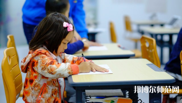 成都華盛航空港幼師職業(yè)學(xué)校介紹、地址
