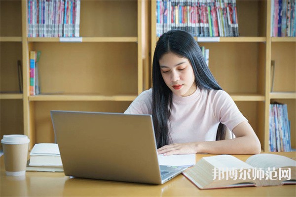 哈爾濱排名前二的漢語(yǔ)言文學(xué)學(xué)校名單一覽表